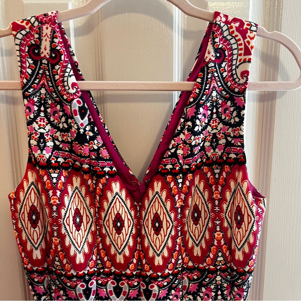 Vince Camuto size 8 Dress
